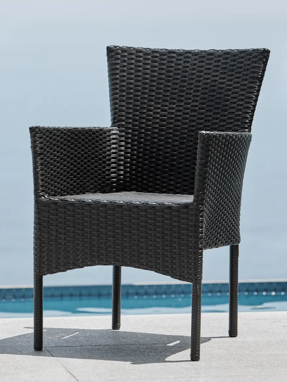AIDTChaise empilable AIDT noir