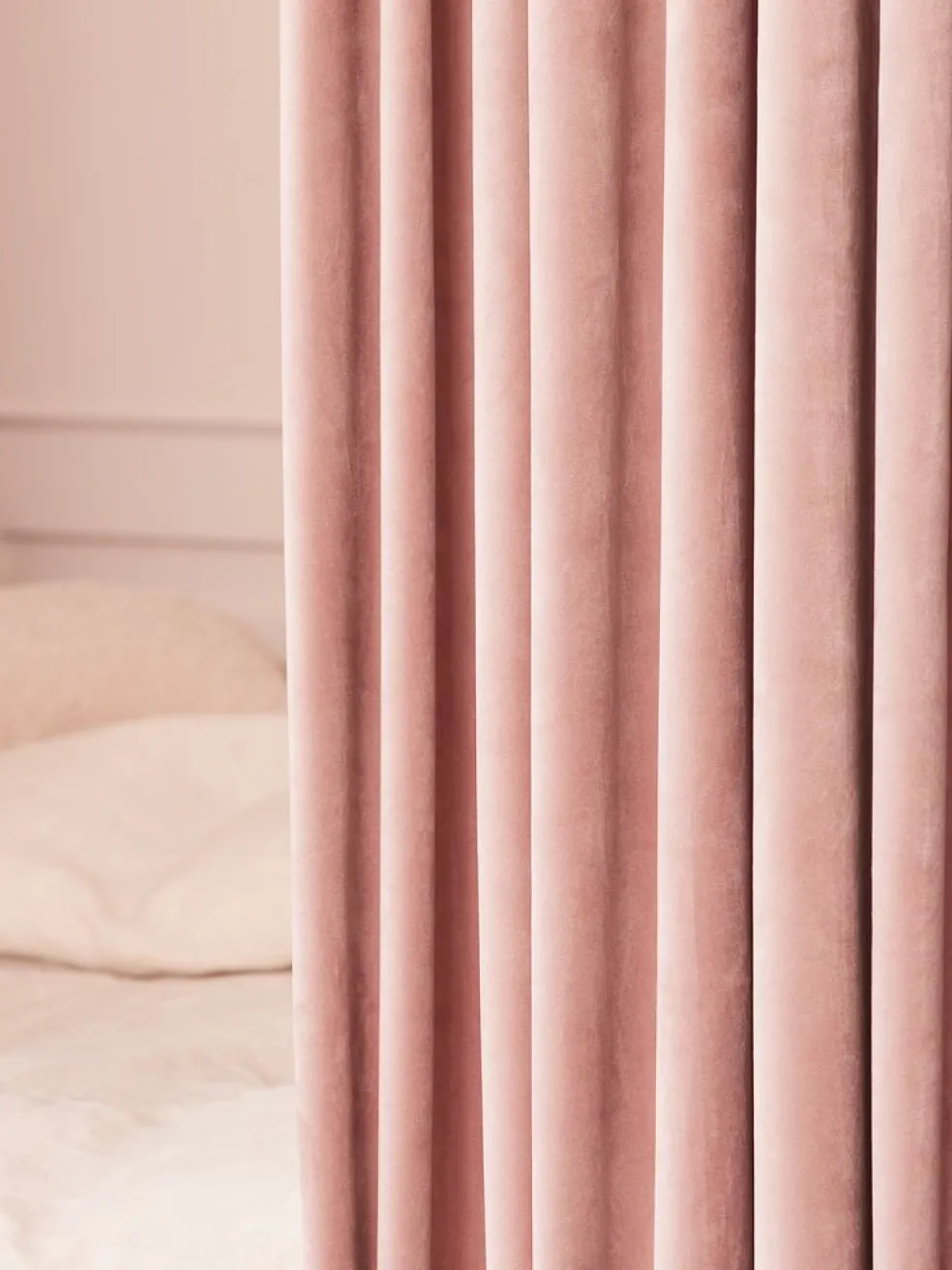 AUSTRARideau AUSTRA 1x140x300 velours rose