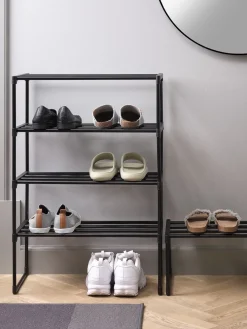 BORNHOLMRange chaussures BORNHOLM 4 tablettes noir