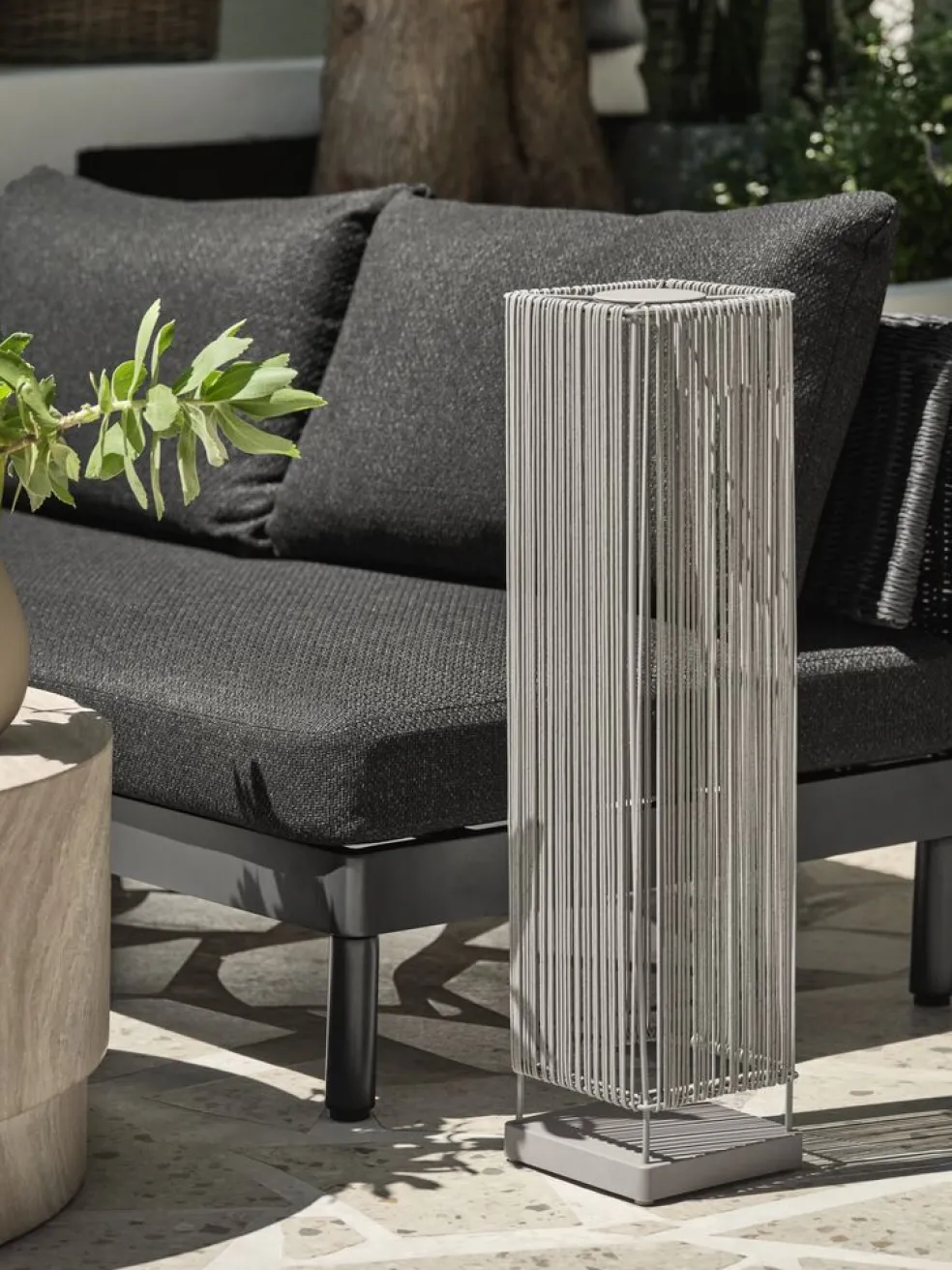 BRISELampadaire rechargeable BRISE l20xL20xH80cm gris
