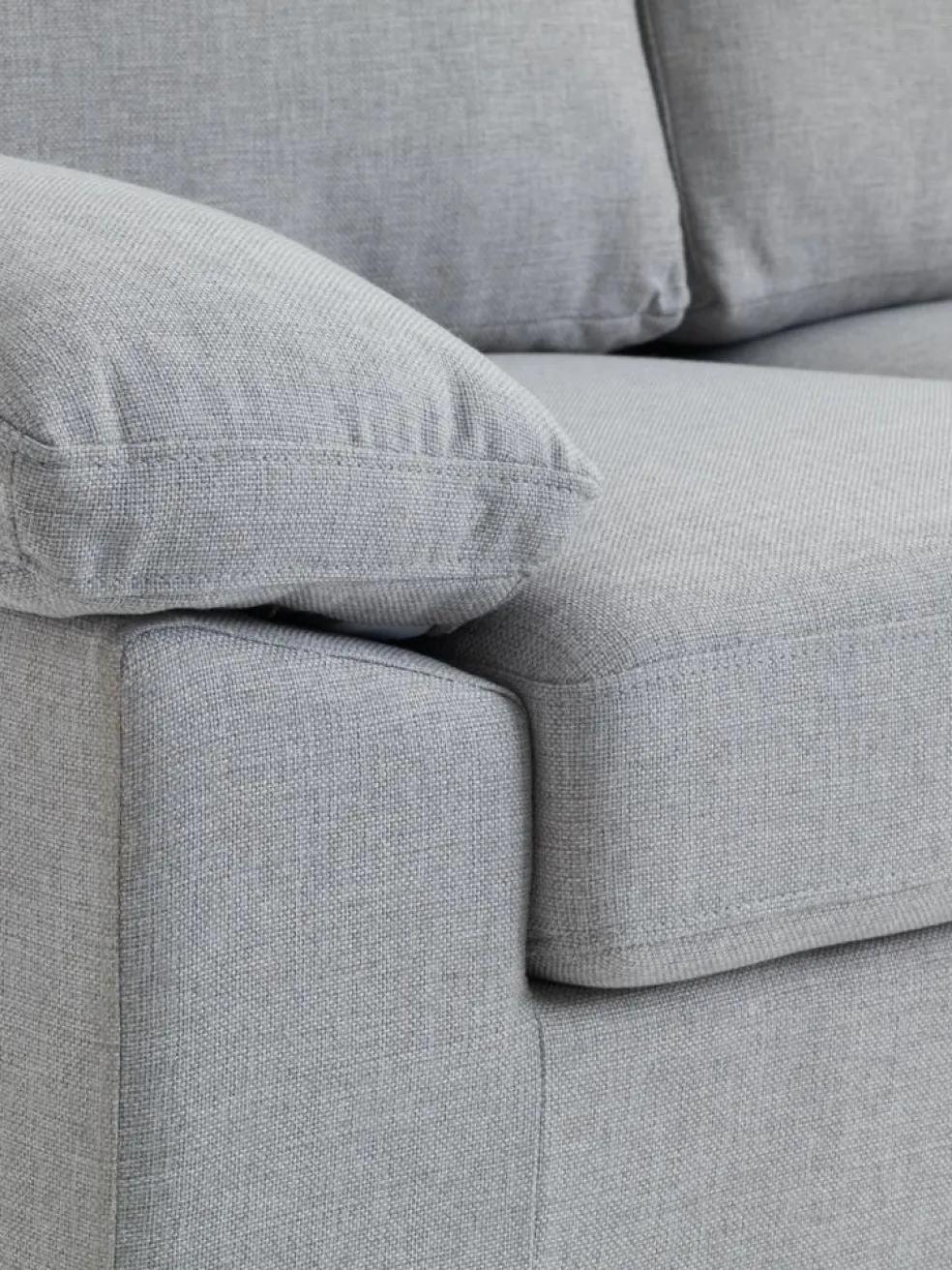 GEDVEDCanapé GEDVED 2 places tissu gris clair