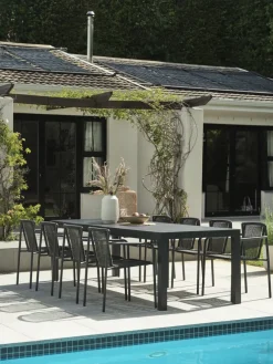HESTEHAVETable de jardin HESTEHAVE l95xL205/275 noir