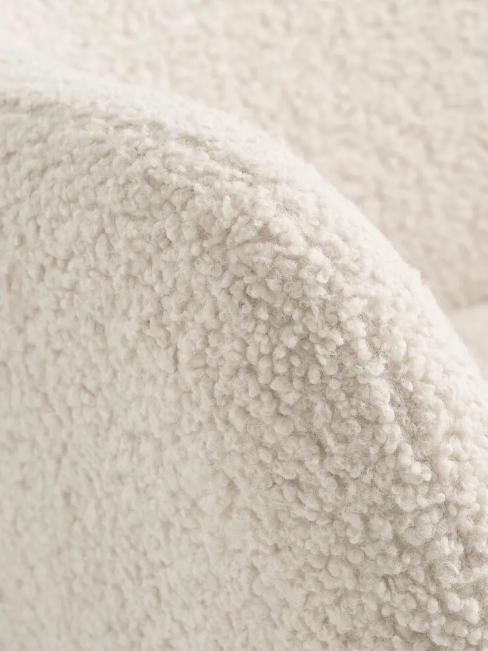 HUNDESTEDFauteuil HUNDESTED tissu teddy blanc cassé/coloris chêne