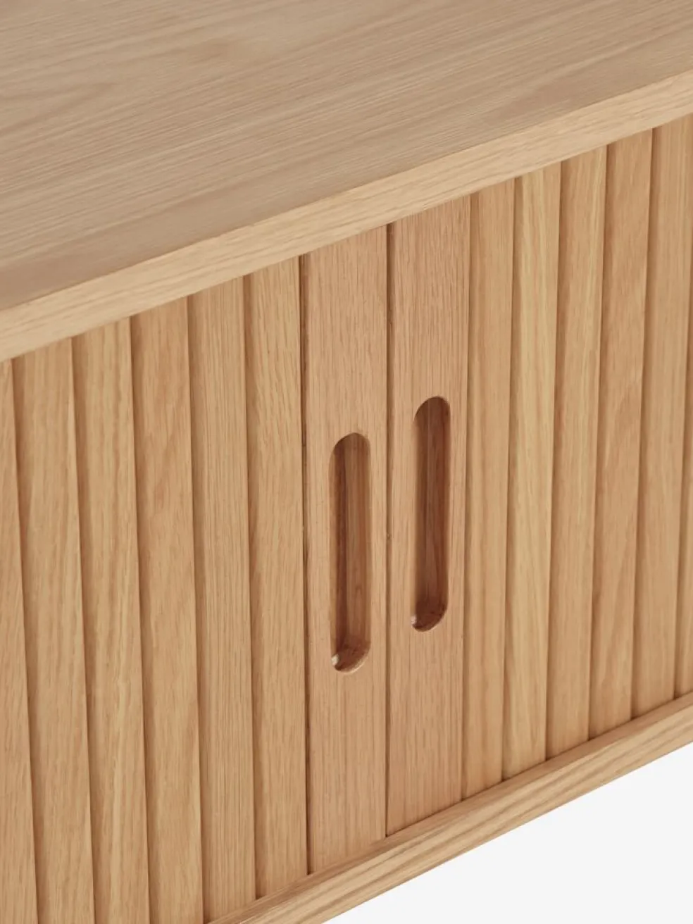 LYNGVIGMeuble TV LYNGVIG 160cm 2 portes tambours chêne naturel