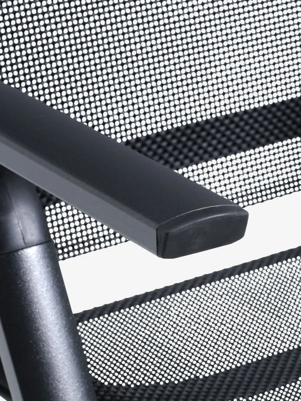 MADERUP + LOMMAMADERUP L90 table + 4 LOMMA chaises noir