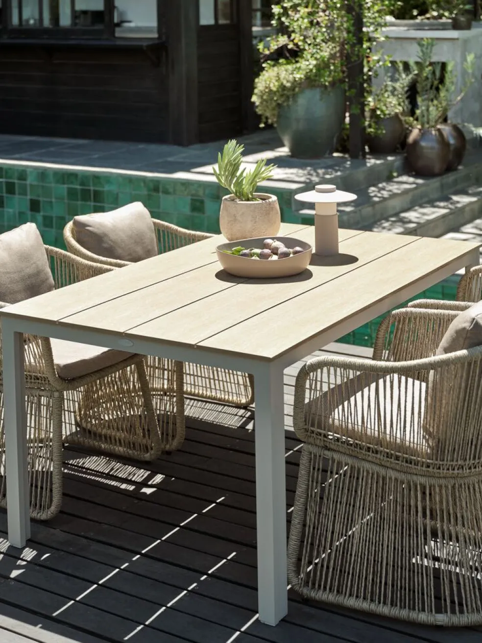 MARIELYSTTable de jardin MARIELYST l90xL150 beige