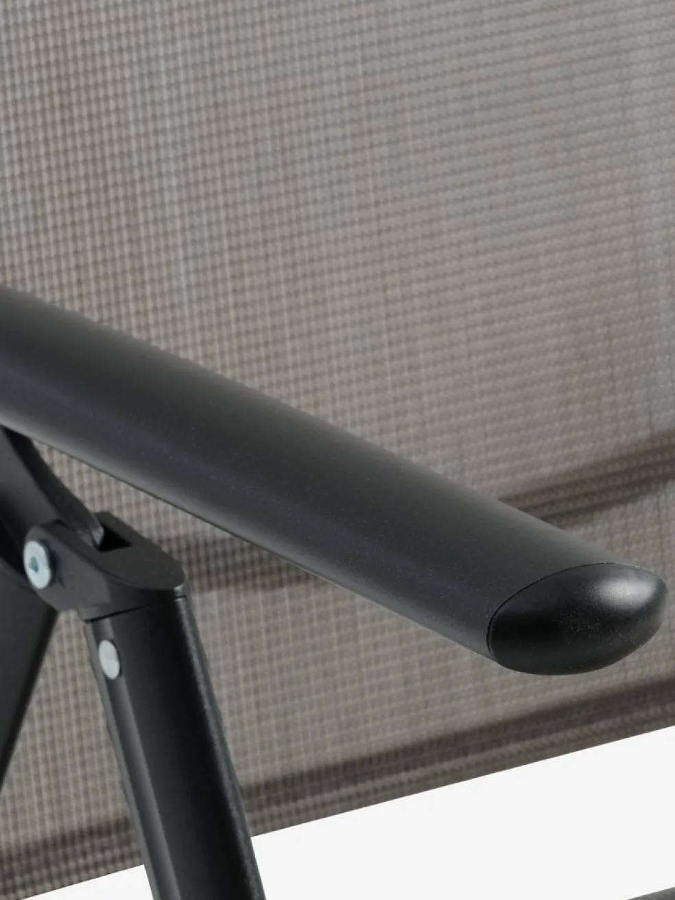 MELLBYChaise inclinable MELLBY noir