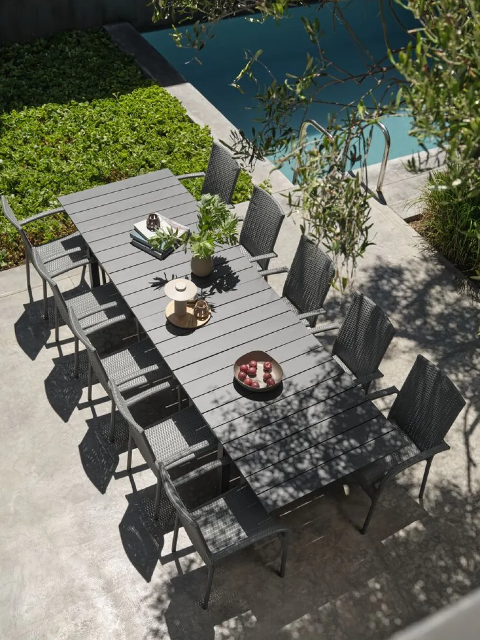 MOSS + GUDHJEMMOSS L214/315 table + 4 GUDHJEM chaises gris