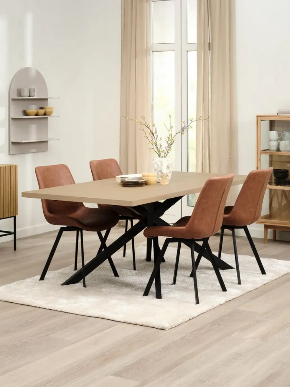 NORTOFTTable NORTOFT 95x200 coloris chêne chaud/noir
