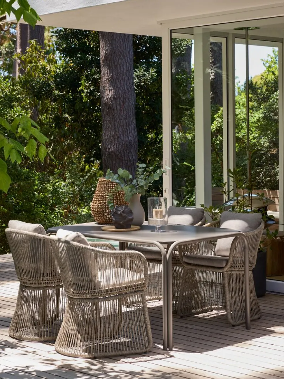 RAUMATable de jardin RAUMA l90xL140 sable foncé