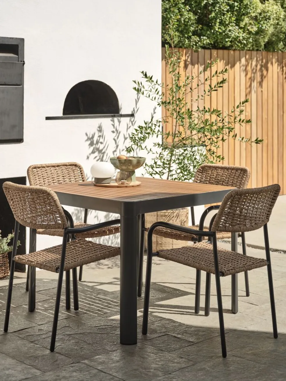 SIRDALTable de jardin SIRDAL l91xL91 eucalyptus