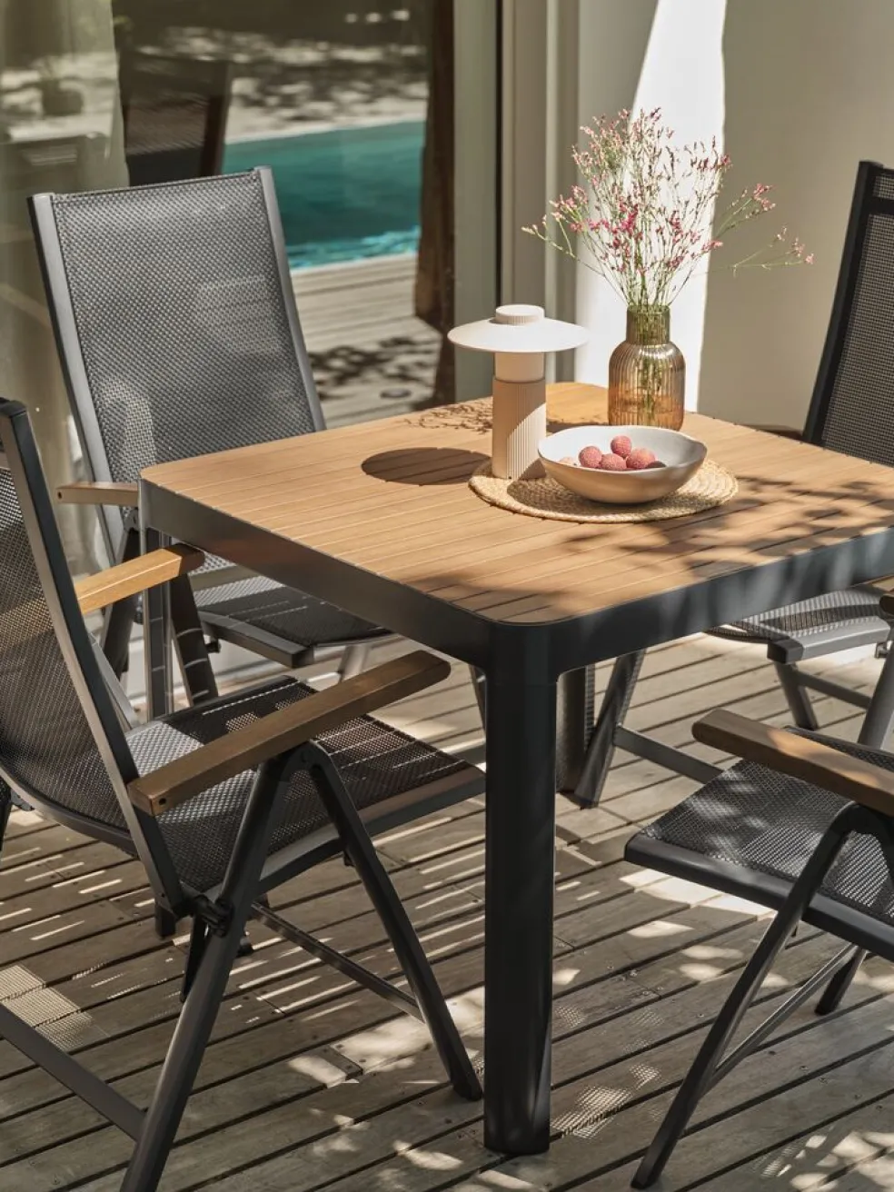 SIRDALTable de jardin SIRDAL l91xL91 eucalyptus