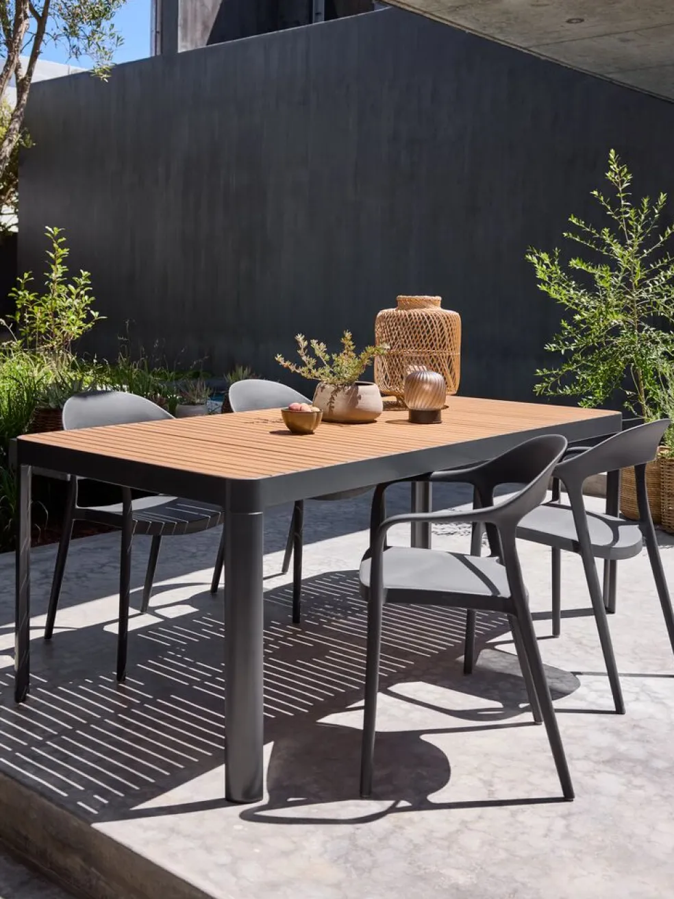 SIRDALTable de jardin SIRDAL l91xL211 eucalyptus