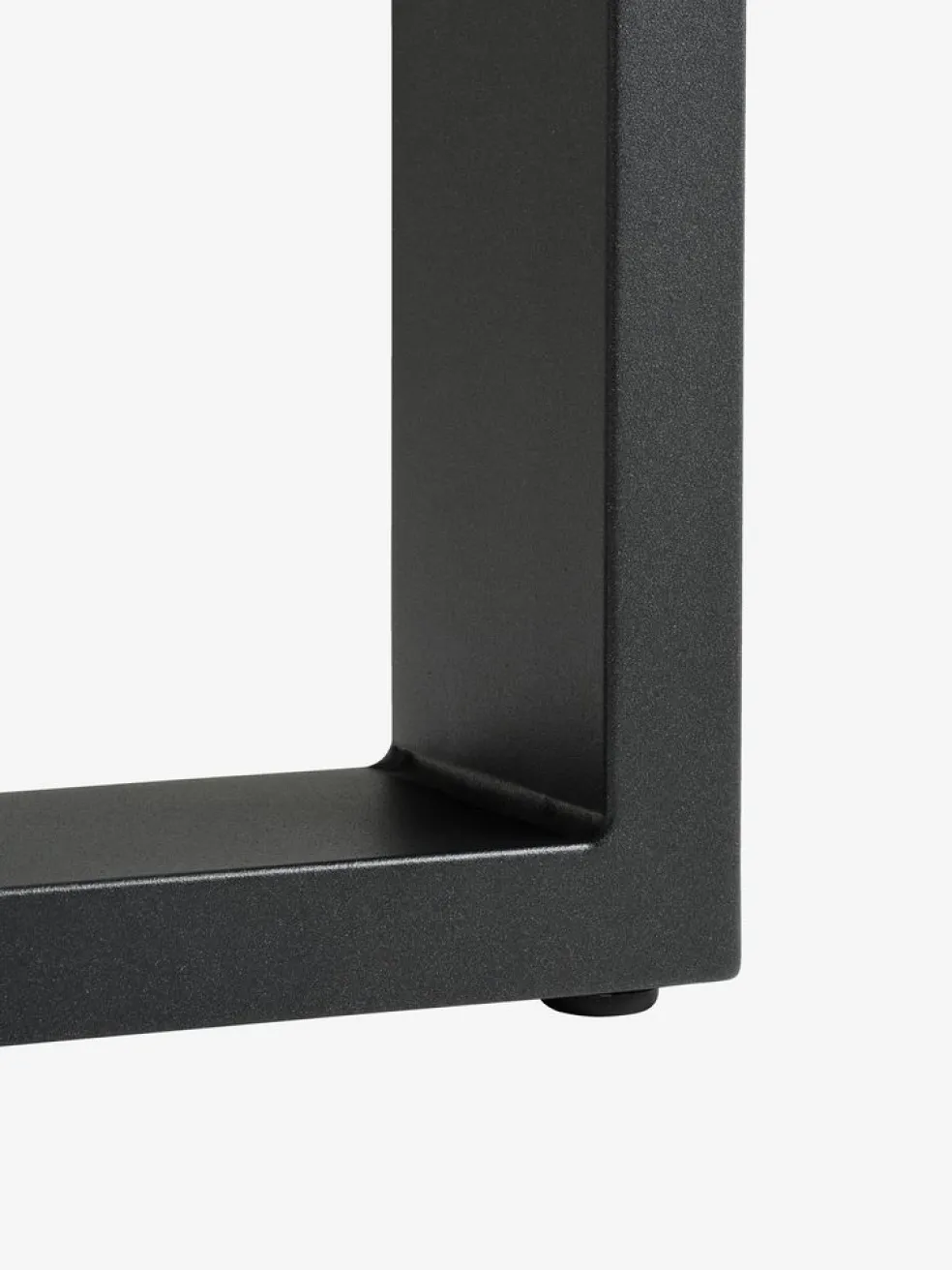 SONNERUP + ILDERHUSESONNERUP L215 table gis + 4 ILDERHUSE chaises noir