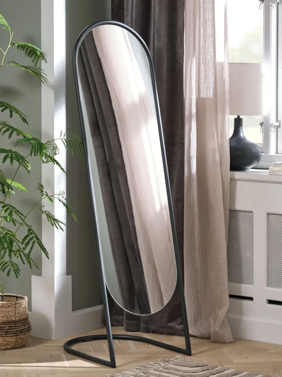SPANGMiroir sur pied SPANG 45x155 noir