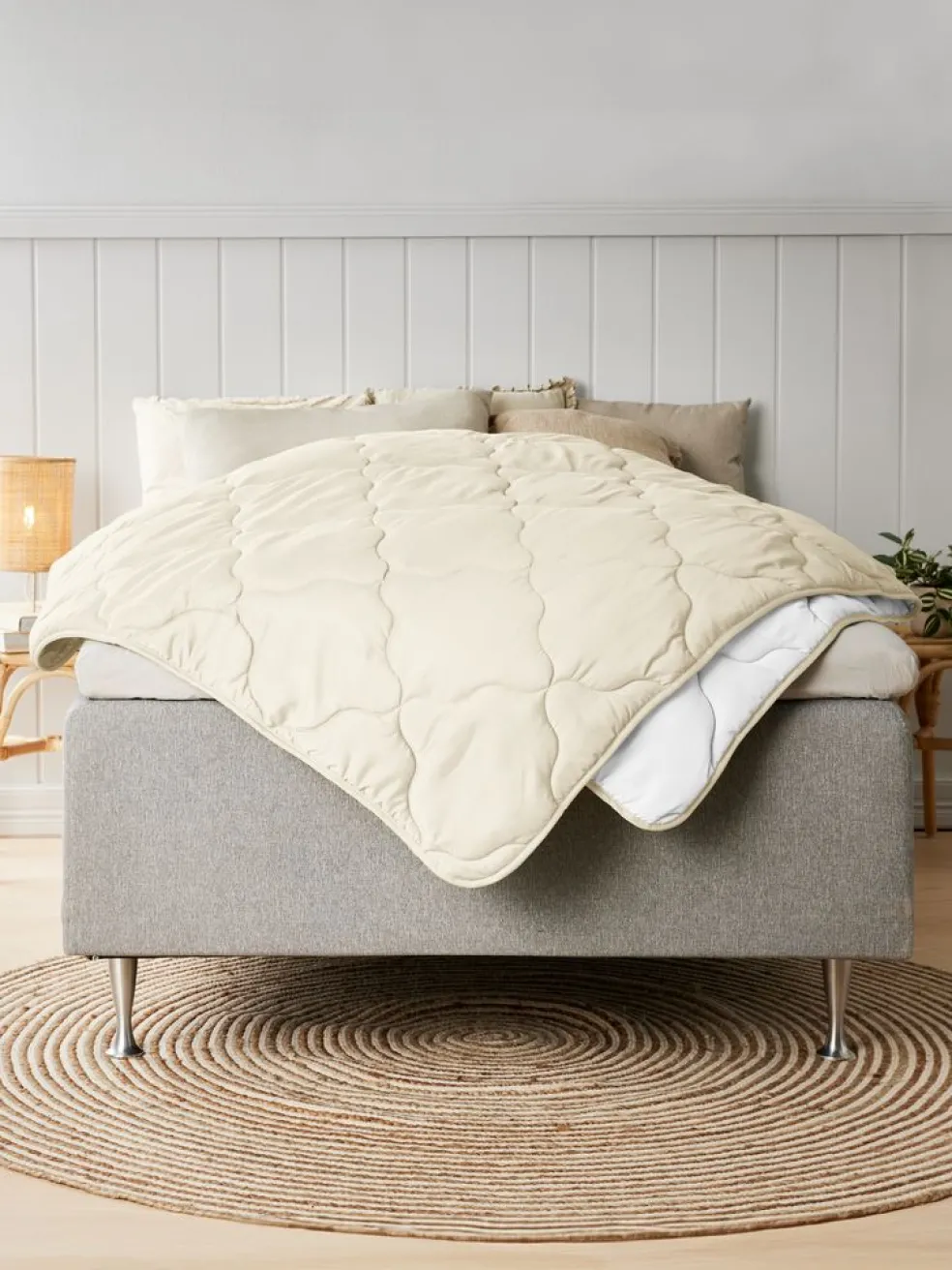 STETINDENBasicCouette synthétique 240x220 STETINDEN légère