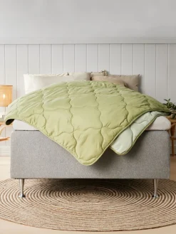 STETINDENBasicCouette synthétique 240x220 STETINDEN légère