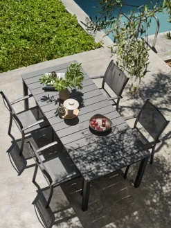 STRANDBYChaise empilable STRANDBY gris