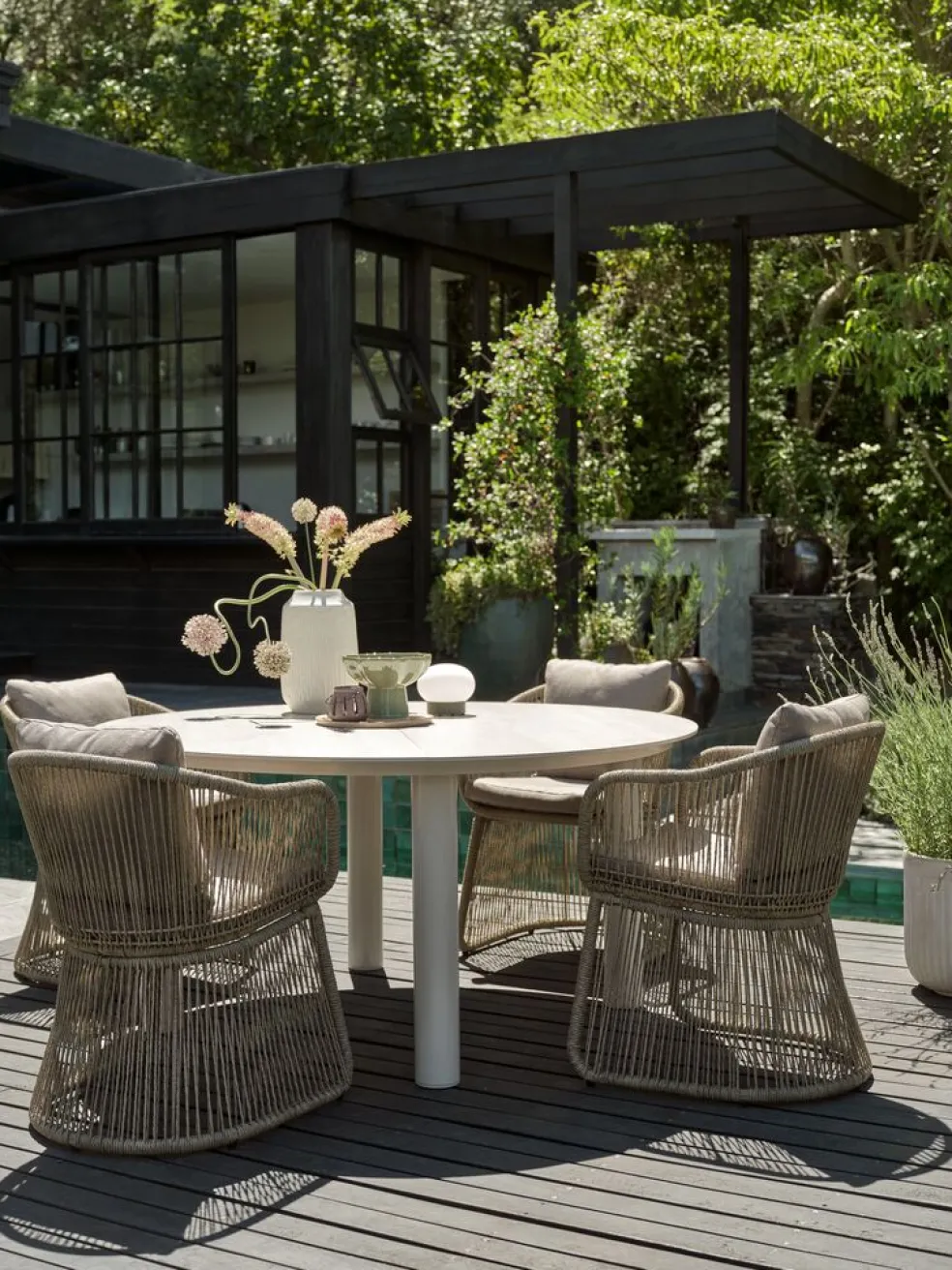 SURNADAL + STORDALENSURNADAL Ø150 table beige + 4 STORDALEN chaises naturel