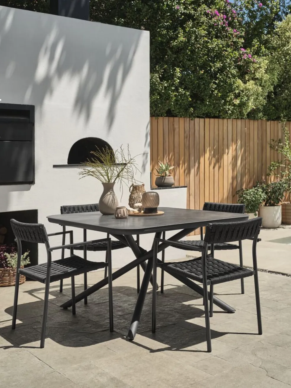 TRILLEVALLENChaise empilable TRILLEVALLEN noir