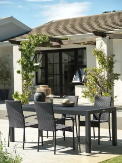 TYDAL + GUDHJEMTYDAL L208/272 table + 4 GUDHJEM chaises noir