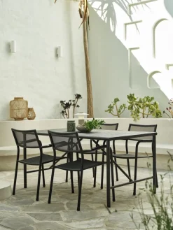 VIERLI + HEMSEDALVIERLI L149 table + 4 HEMSEDAL chaises noir