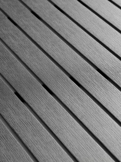 VIERLI + HEMSEDALVIERLI L149 table + 4 HEMSEDAL chaises noir