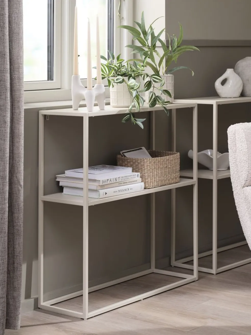 VIRUMConsole VIRUM 26x80 avec étagère beige