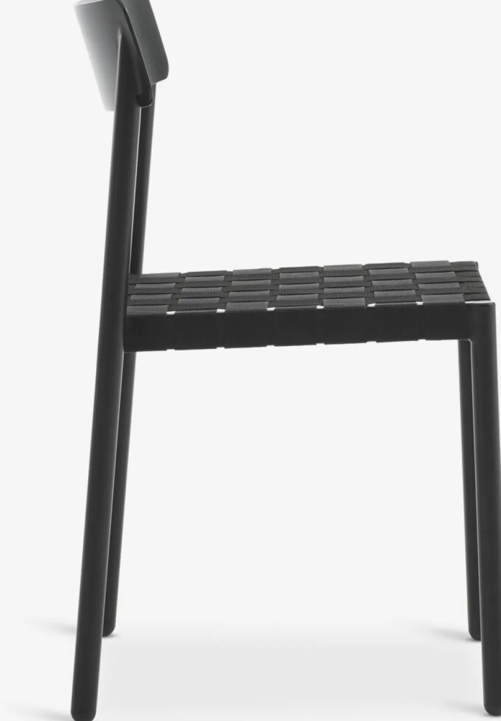 VRAADAL + HAGLEBUVRAADAL L62 table eucalyptus + 2 HAGLEBU chaises noir