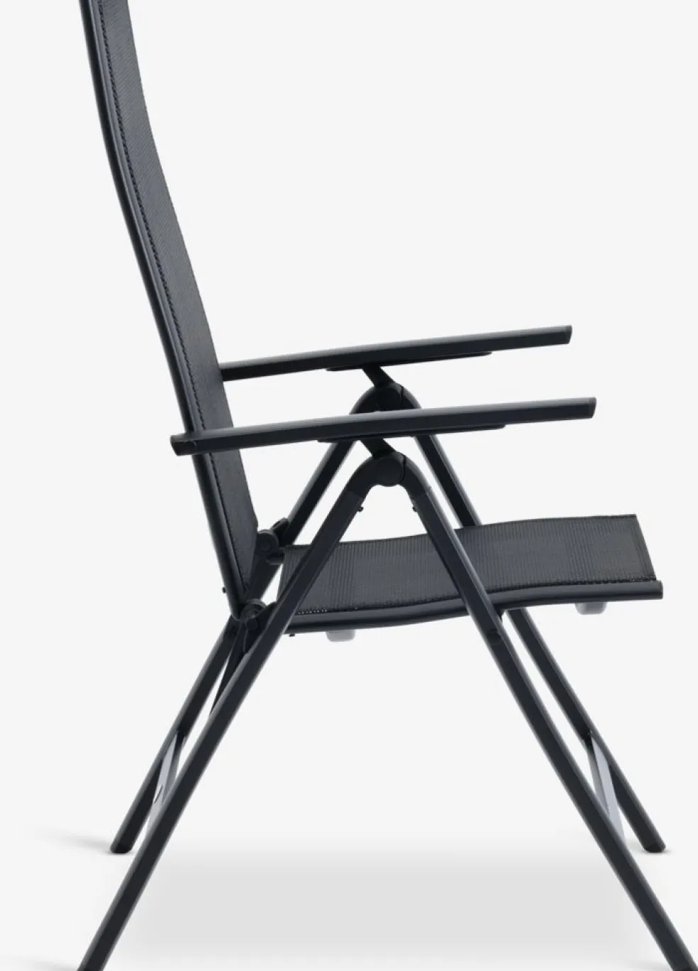 YPNASTED + LOMMAYPNASTED L215 table naturel + 4 LOMMA chaises noir